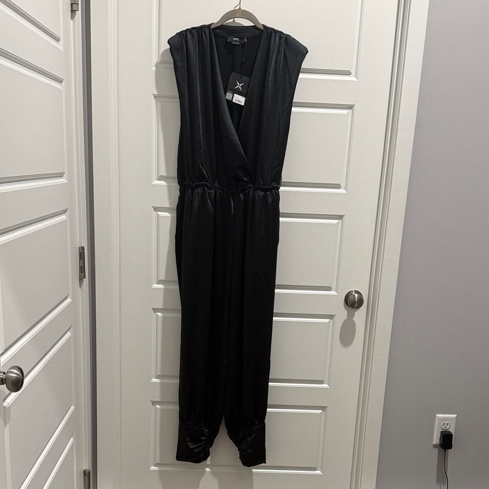 Elegant Black Satin Sleeveless Jumpsuit
